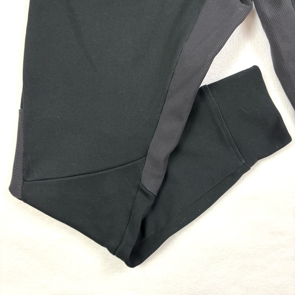 Nike Men’s Black/White Dri-FitTech Tapered Banded Bottom Jogger Pants (M) - Picture 12 of 16